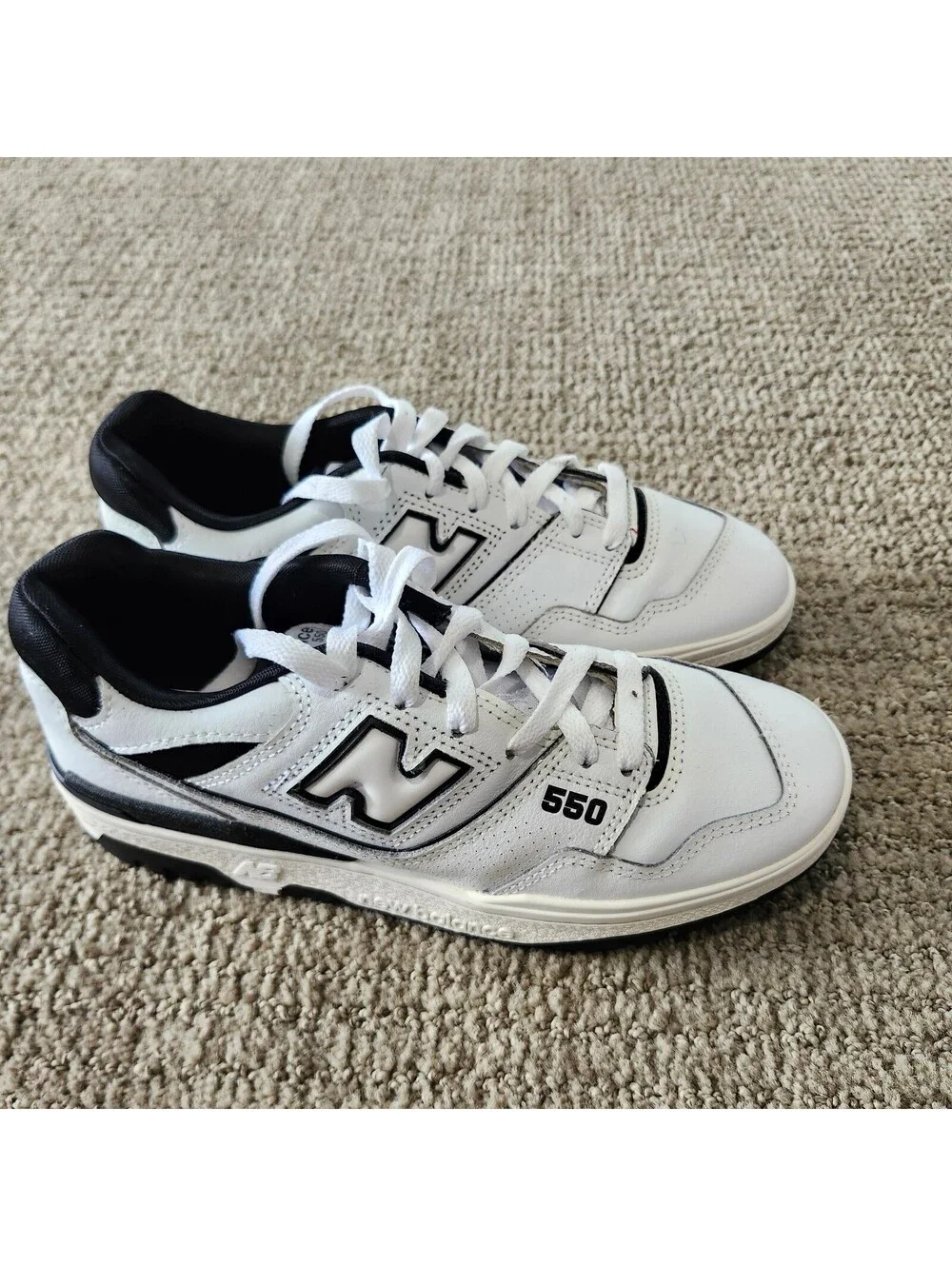 New Balance 550 White and Black Sneakers Lace Up Women's Size 8